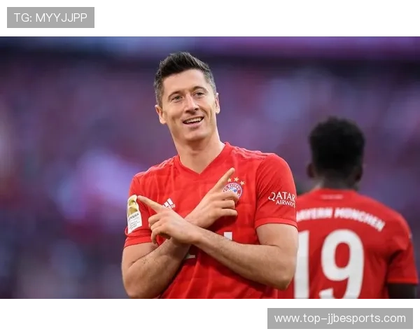 美洲足球十大传奇球星榜单盘点谁能称霸足坛历史